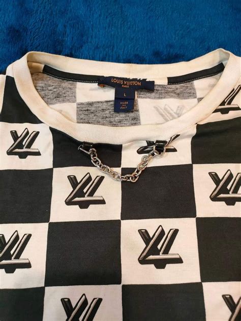 louis vuitton twist lock shirt.